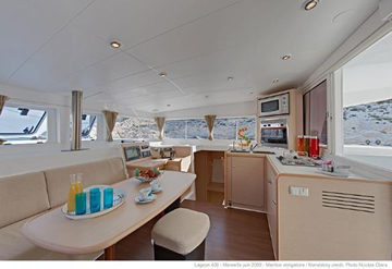 Lagoon 400 interior